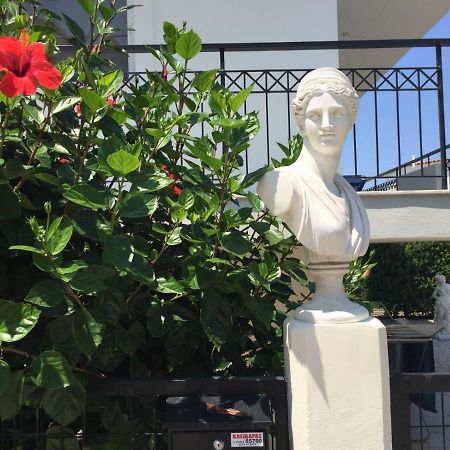 Best Location In Vrachati Exterior photo