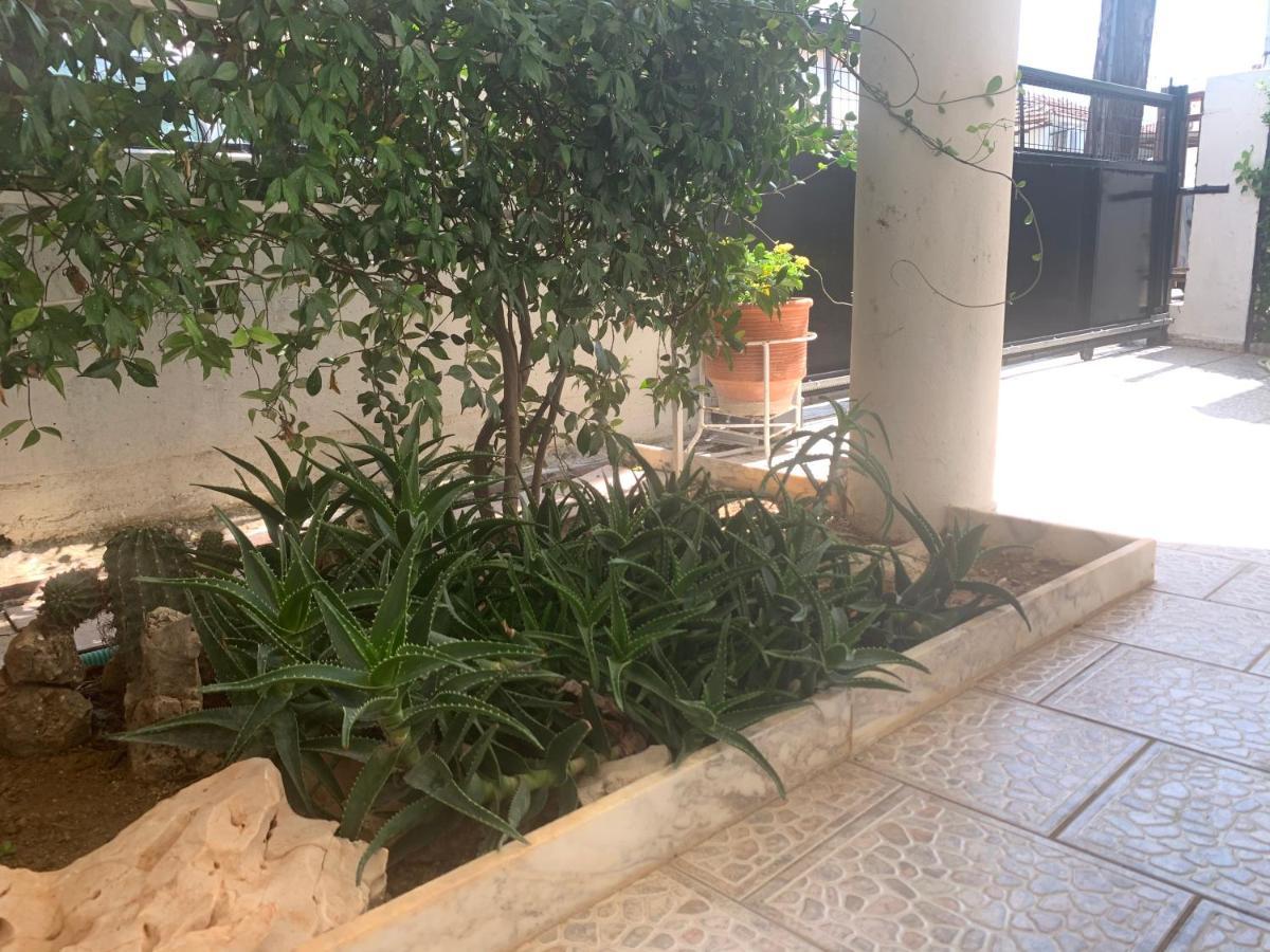 Best Location In Vrachati Exterior photo